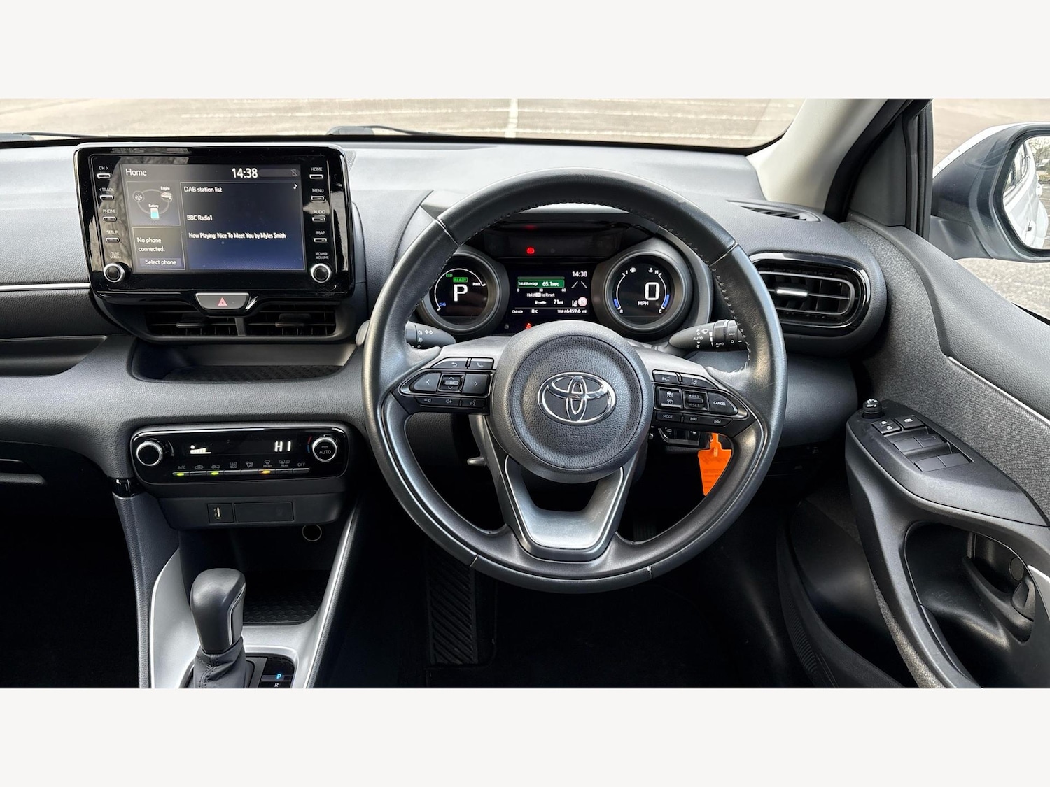 Used Toyota Yaris 2020 for sale - 77396675: Photo 8