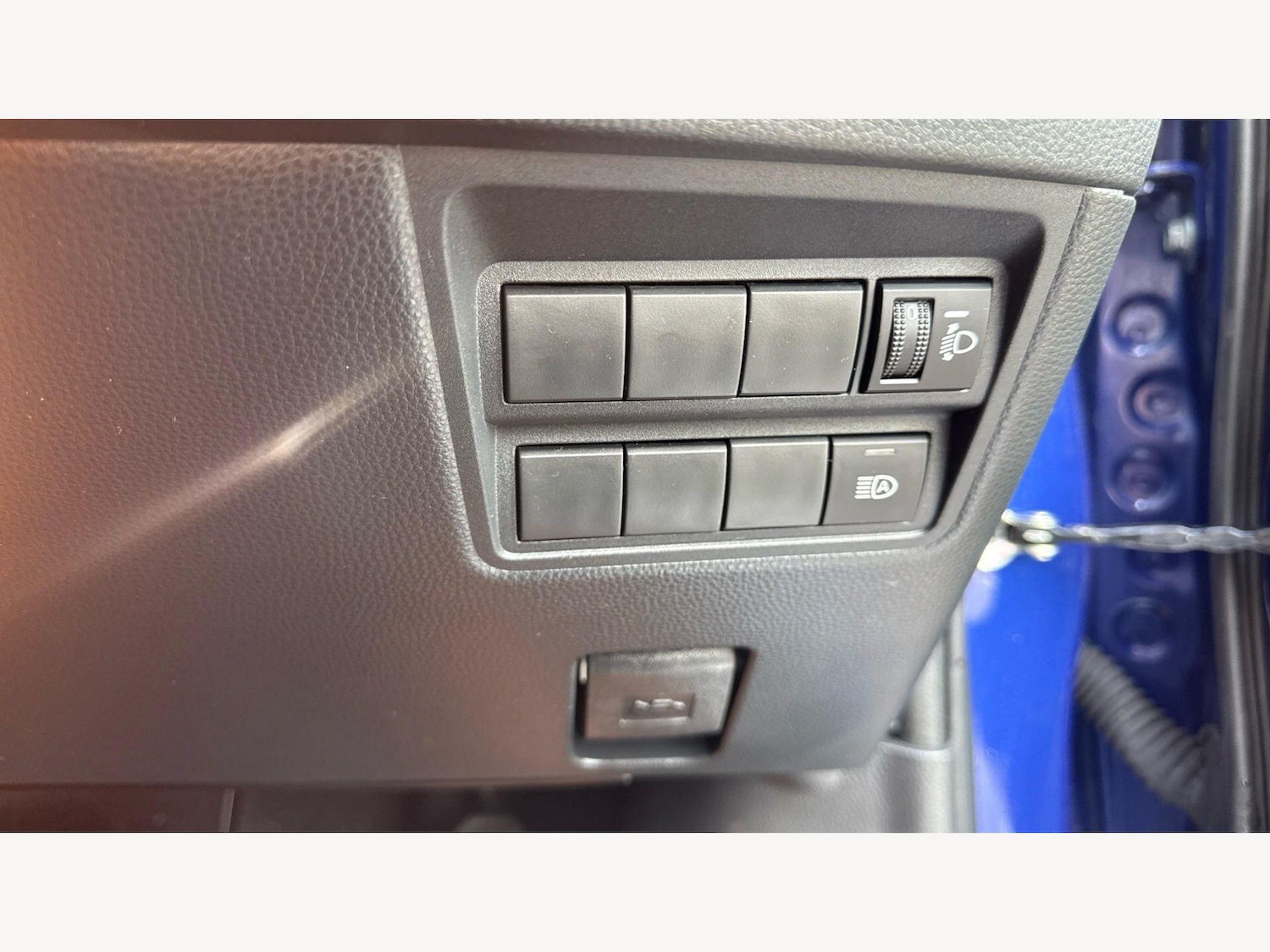 Used Toyota Yaris 2023 for sale - 78148233: Photo 38