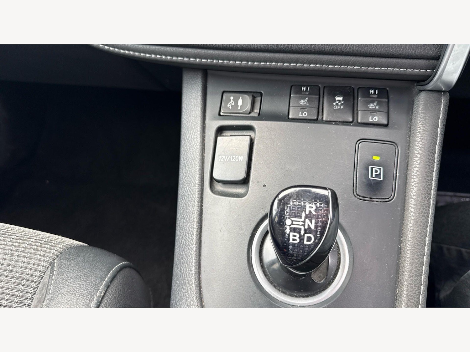 Used Toyota Auris 2017 for sale - 77993658: Photo 30