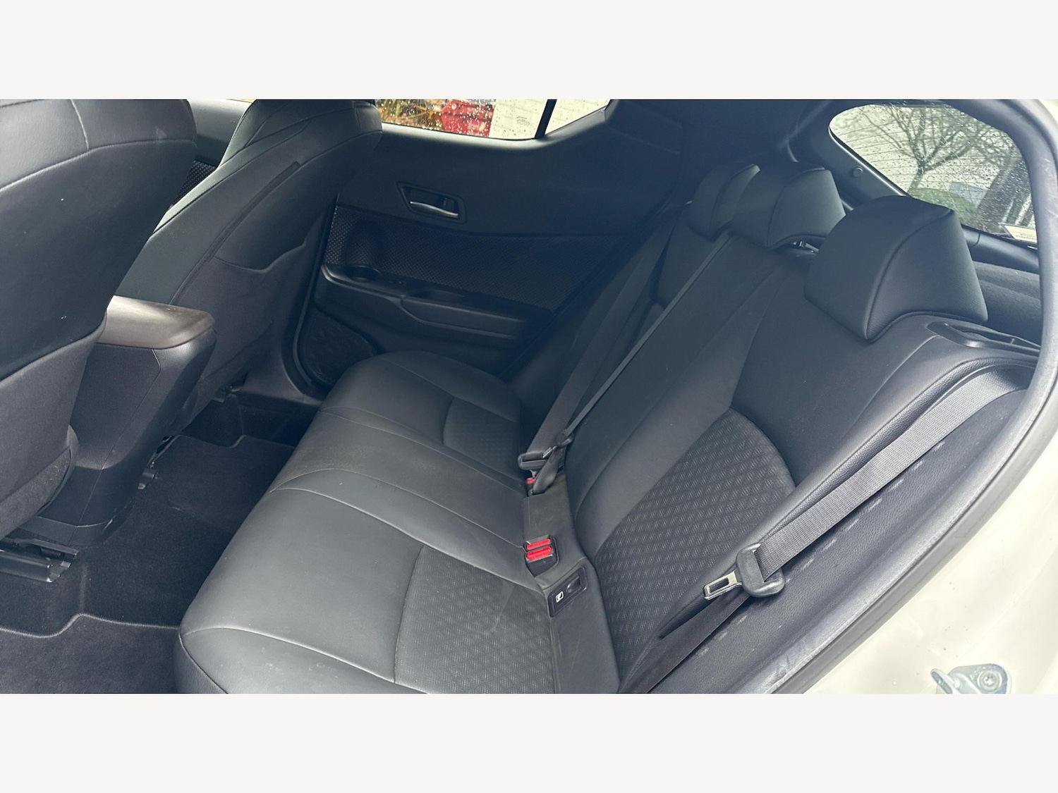 Used Toyota C-HR 2019 for sale - 77469250: Photo 15