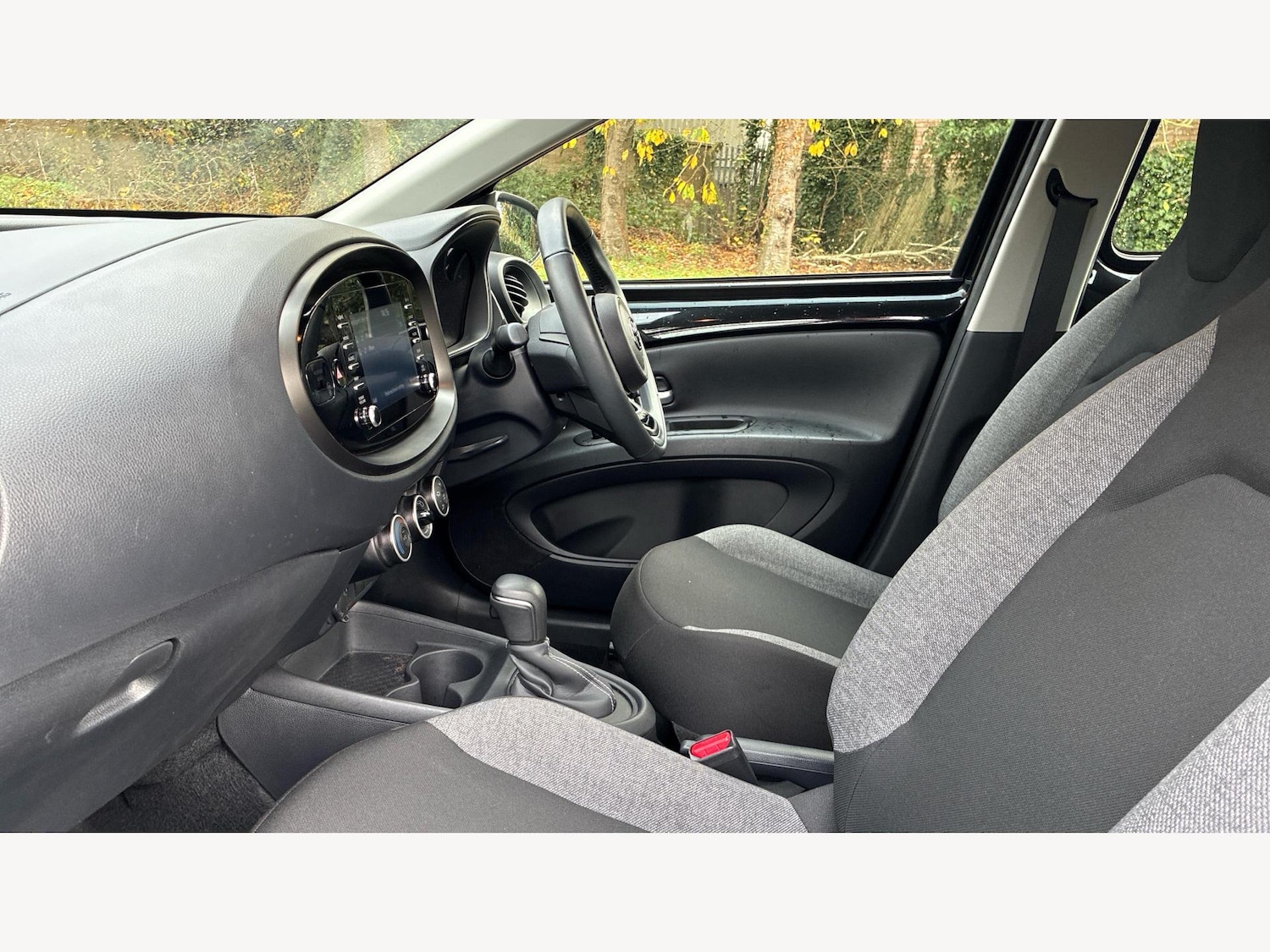 Used Toyota Aygo X 2023 for sale - 76498446: Photo 12