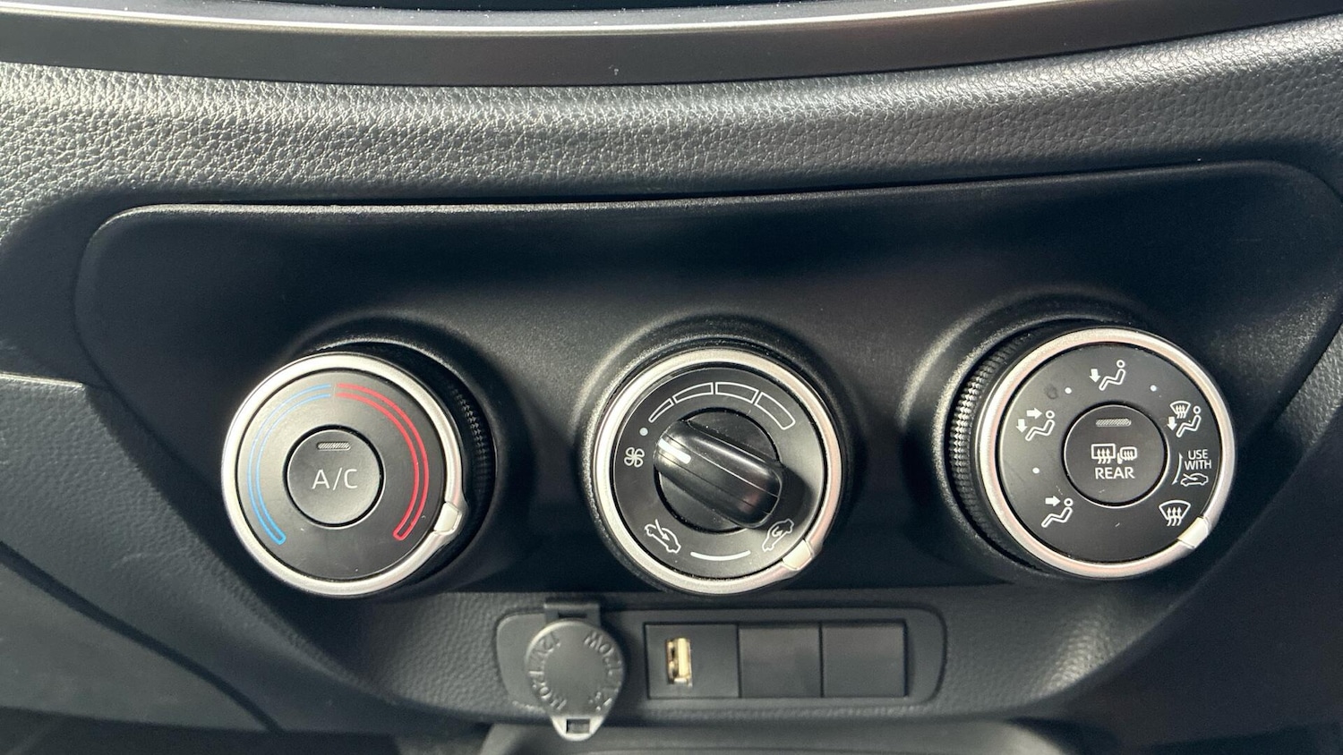 Used Toyota Aygo X 2023 for sale - 76498446: Photo 36