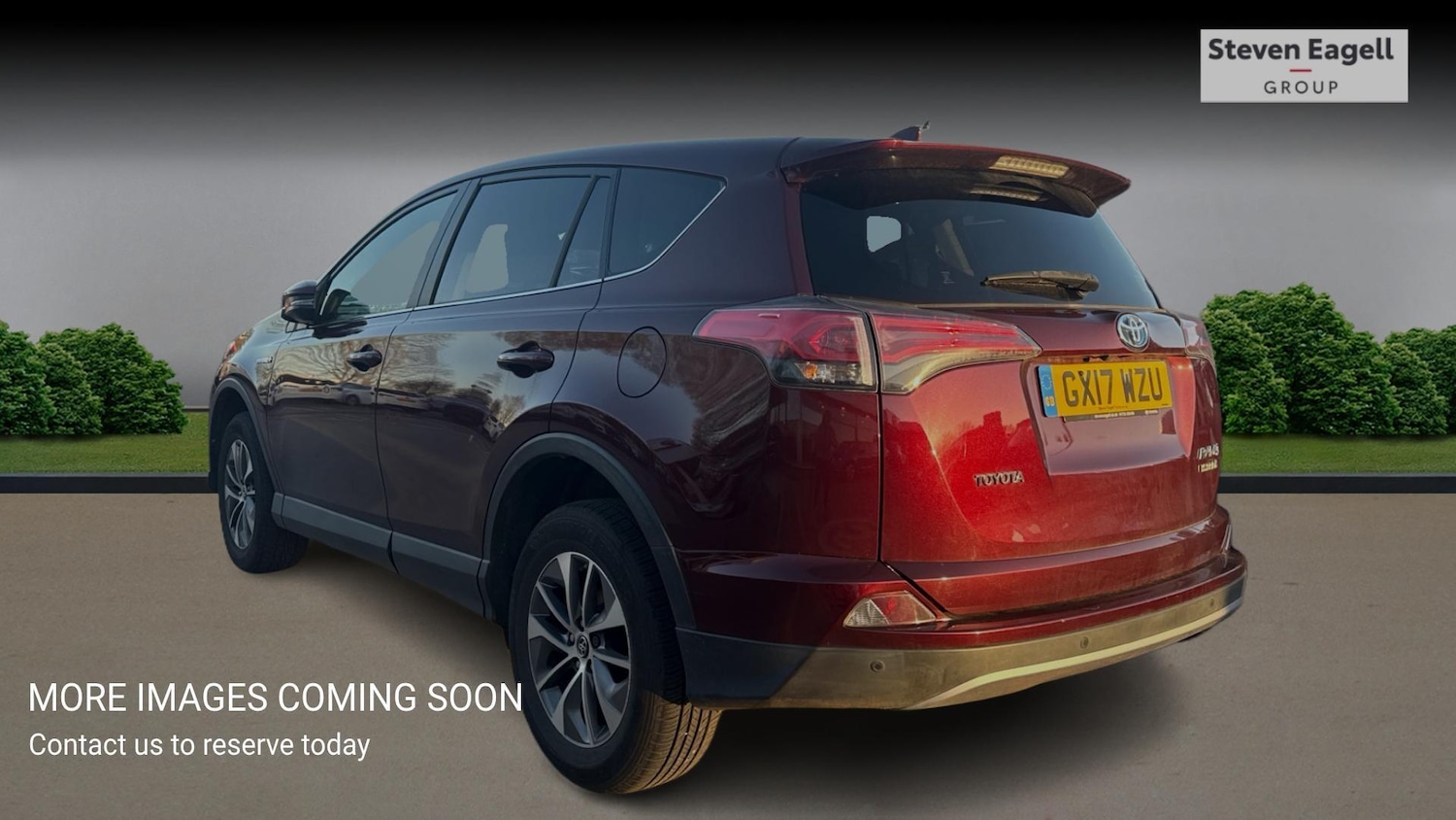 Used Toyota RAV4 2017 for sale - 77994092: Photo 2