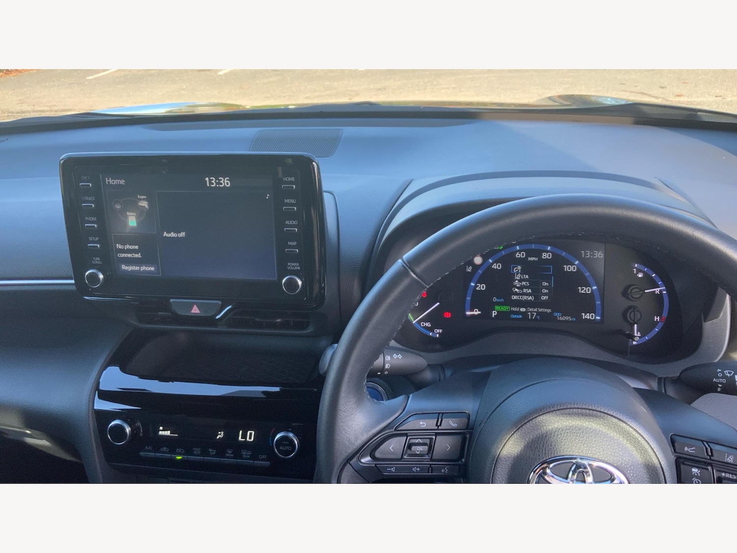 Used Toyota Yaris Cross 2022 for sale - 76592705: Photo 10