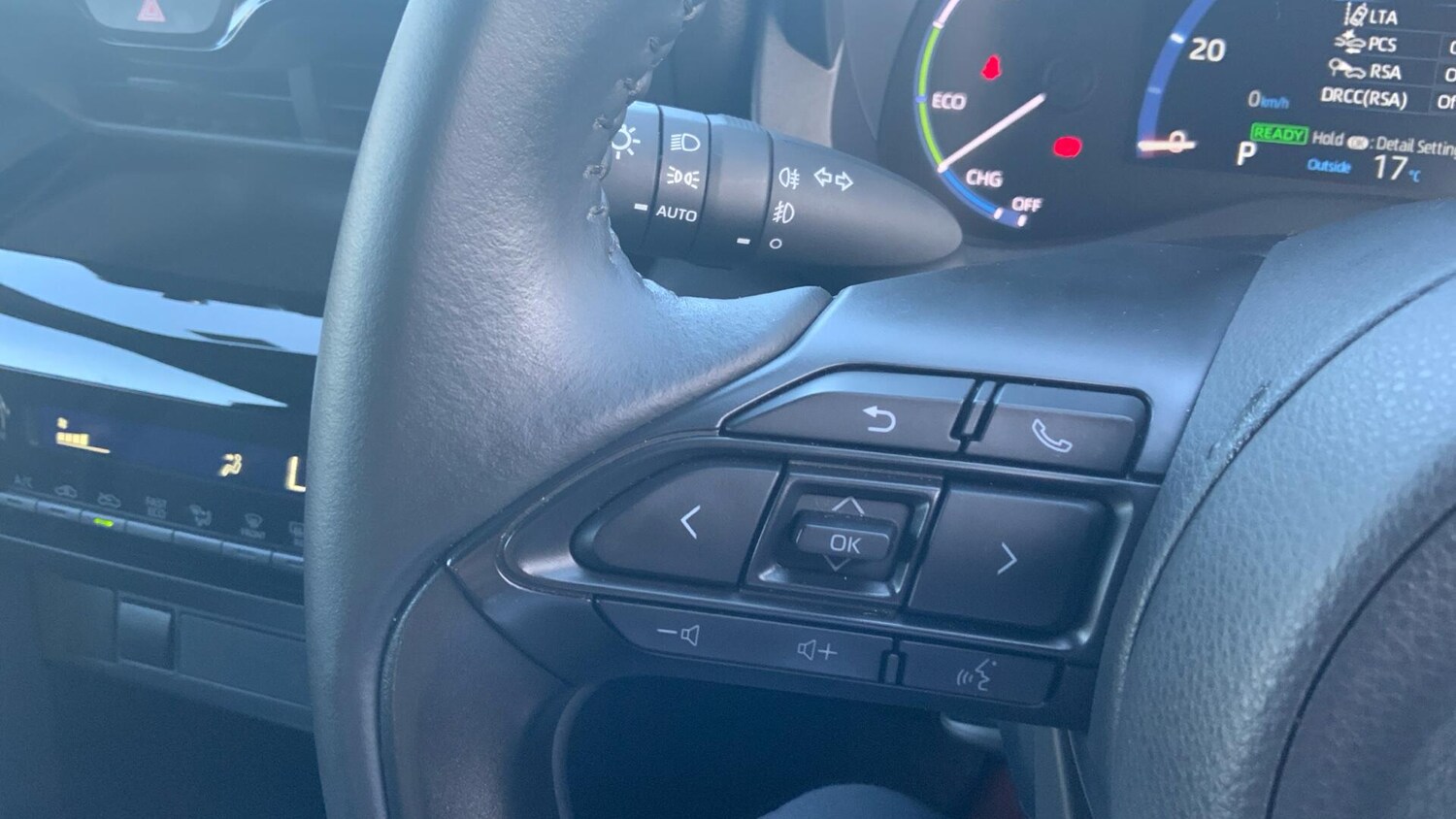 Used Toyota Yaris Cross 2022 for sale - 76592705: Photo 35