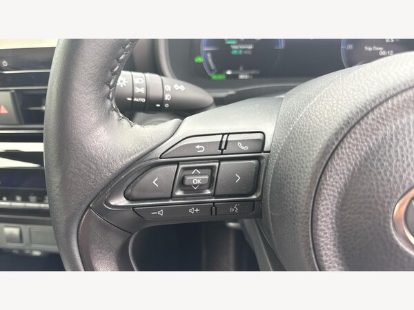 Used Toyota Yaris Cross 2024 for sale - 76151274: Photo 27