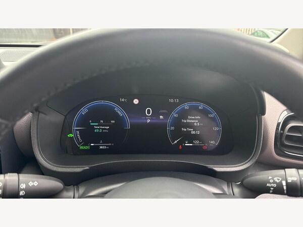 Used Toyota Yaris Cross 2024 for sale - 76151274: Photo 31