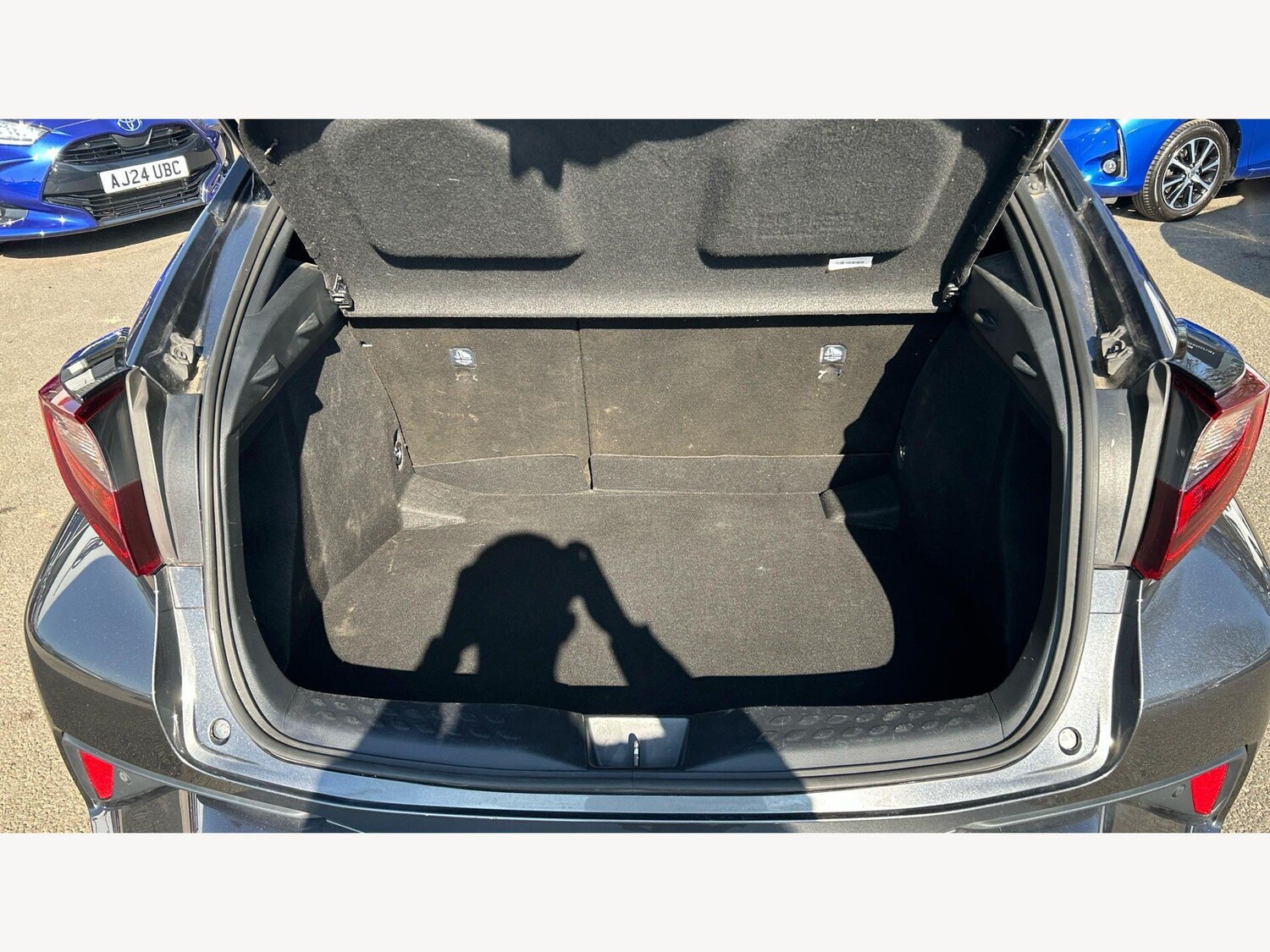 Used Toyota C-HR 2022 for sale - 78020294: Photo 16