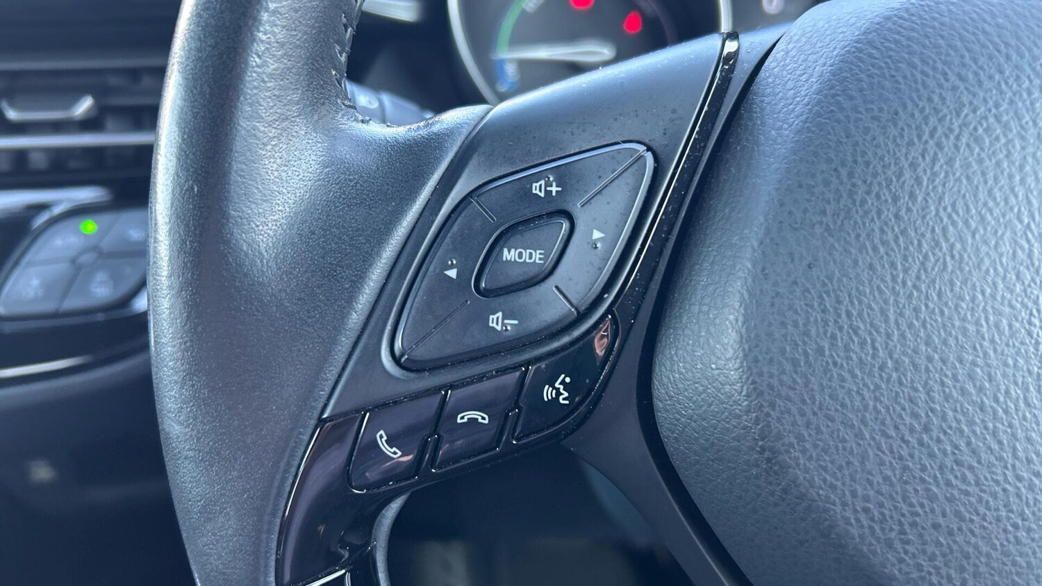 Used Toyota C-HR 2022 for sale - 78020294: Photo 32