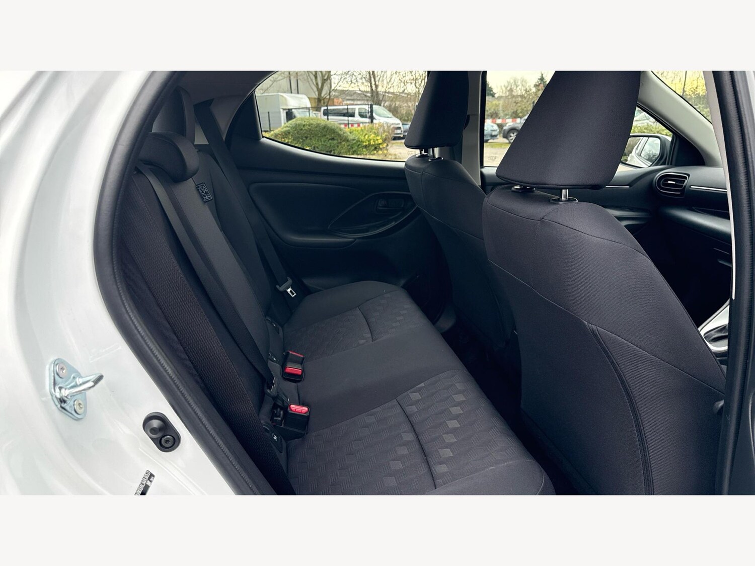 Used Toyota Yaris for sale - 77469016: Photo 15