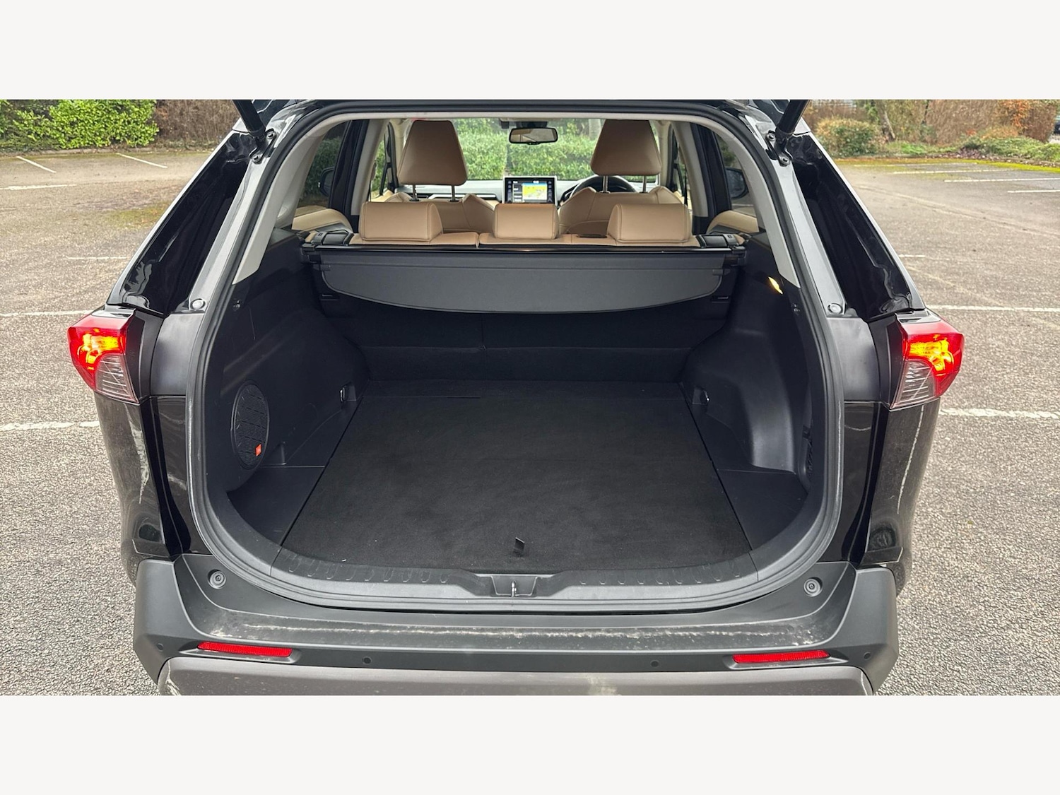 Used Toyota RAV4 2020 for sale - 76942718: Photo 16