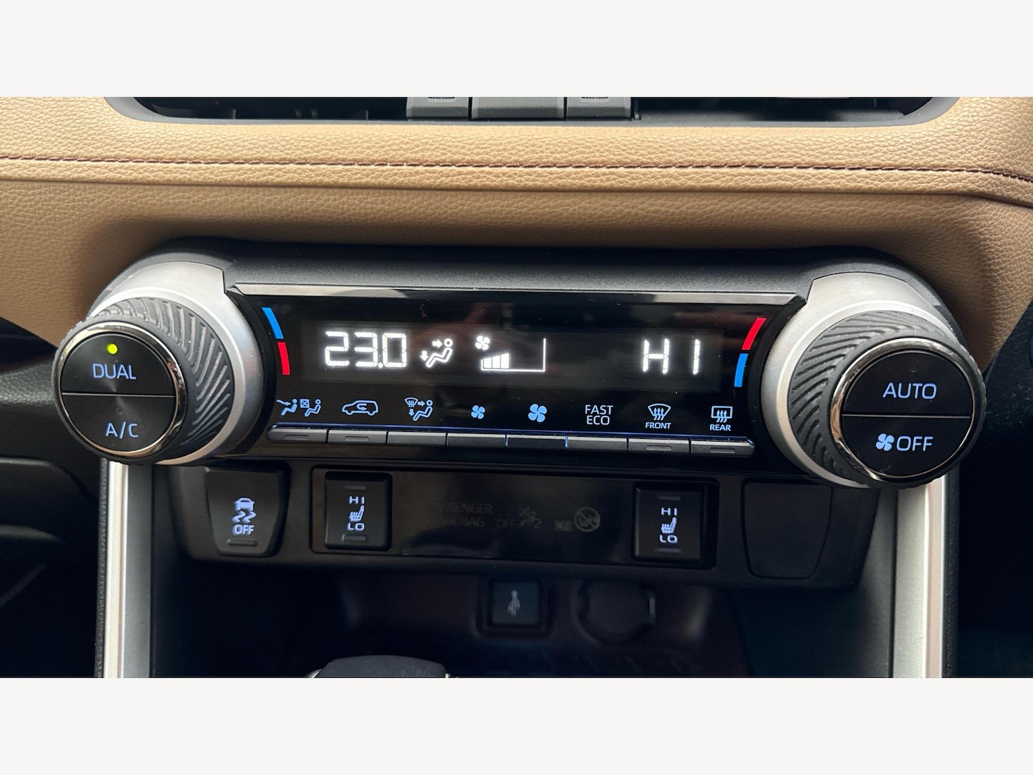 Used Toyota RAV4 2020 for sale - 76942718: Photo 22