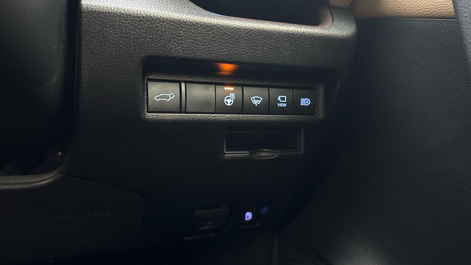 Used Toyota RAV4 2020 for sale - 76942718: Photo 37