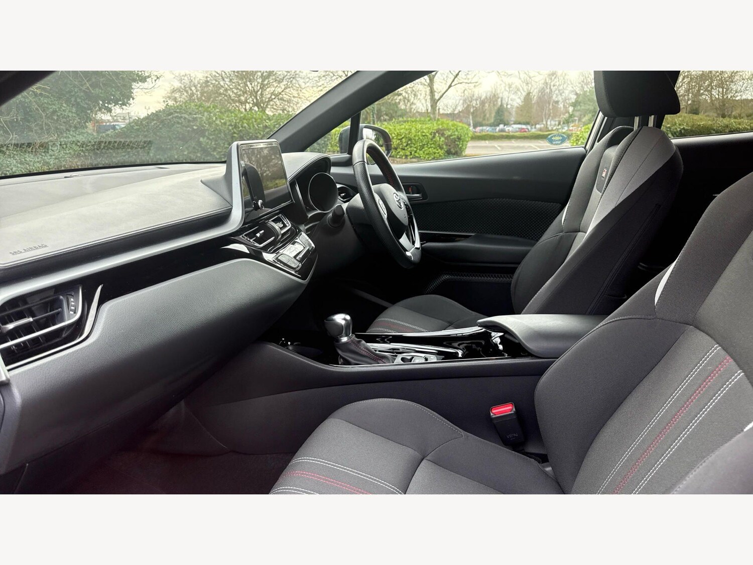 Used Toyota C-HR 2023 for sale - 77752825: Photo 12