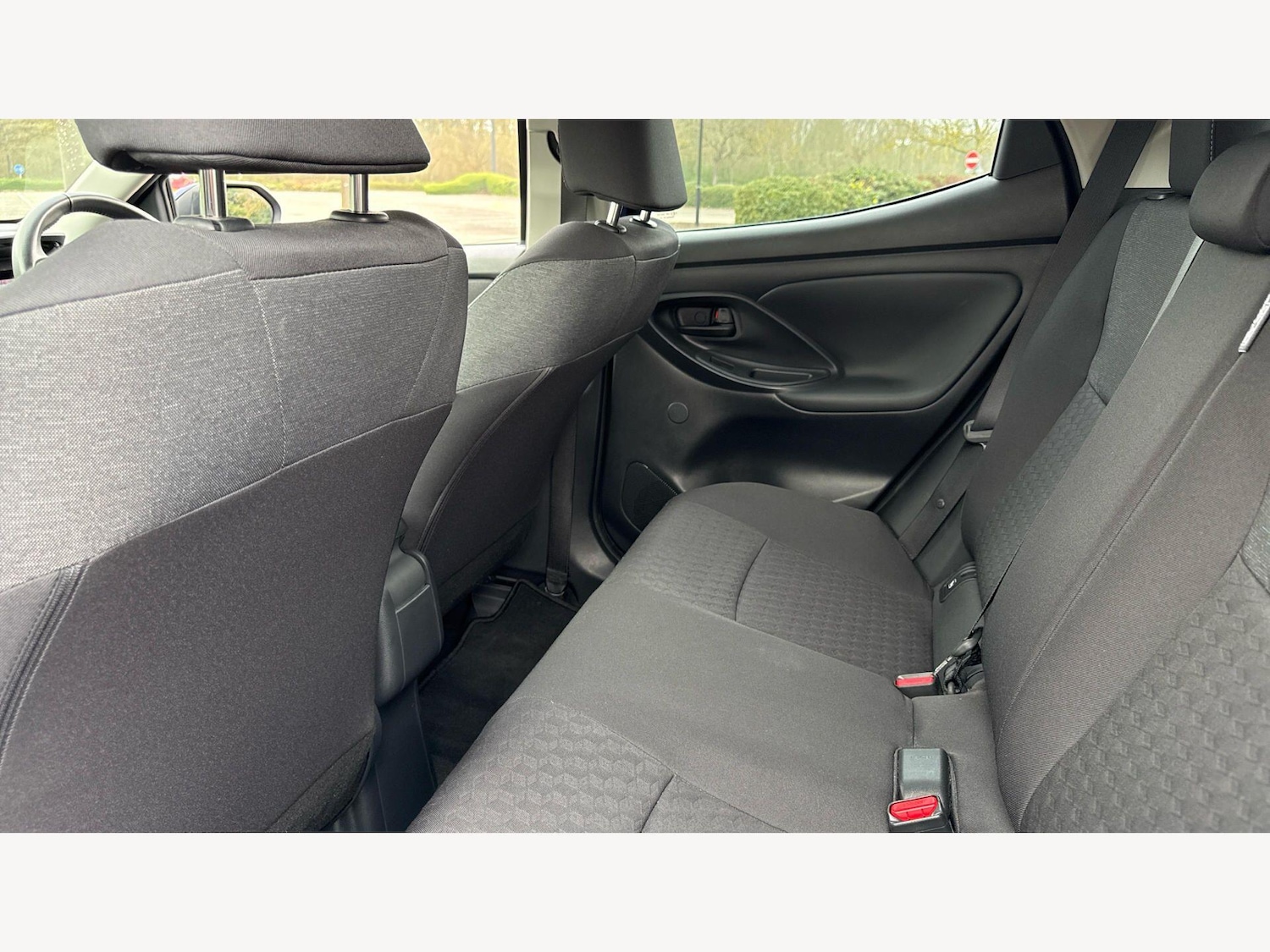 Used Toyota Yaris for sale - 77825100: Photo 15