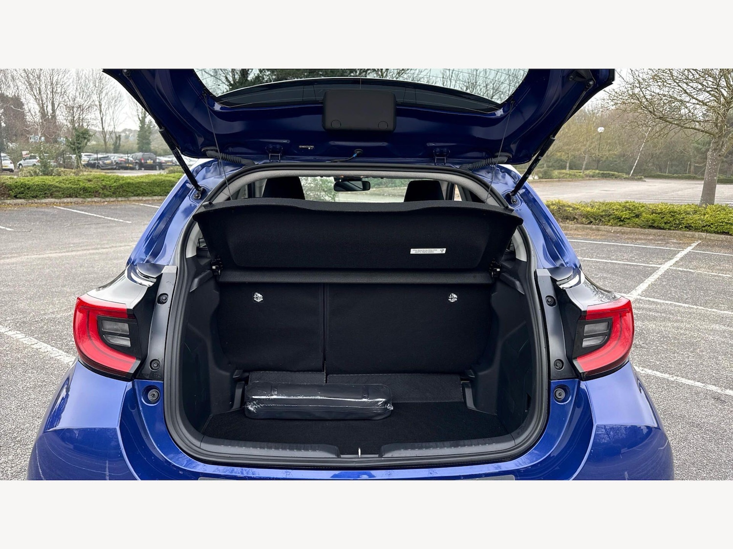 Used Toyota Yaris for sale - 77825100: Photo 16