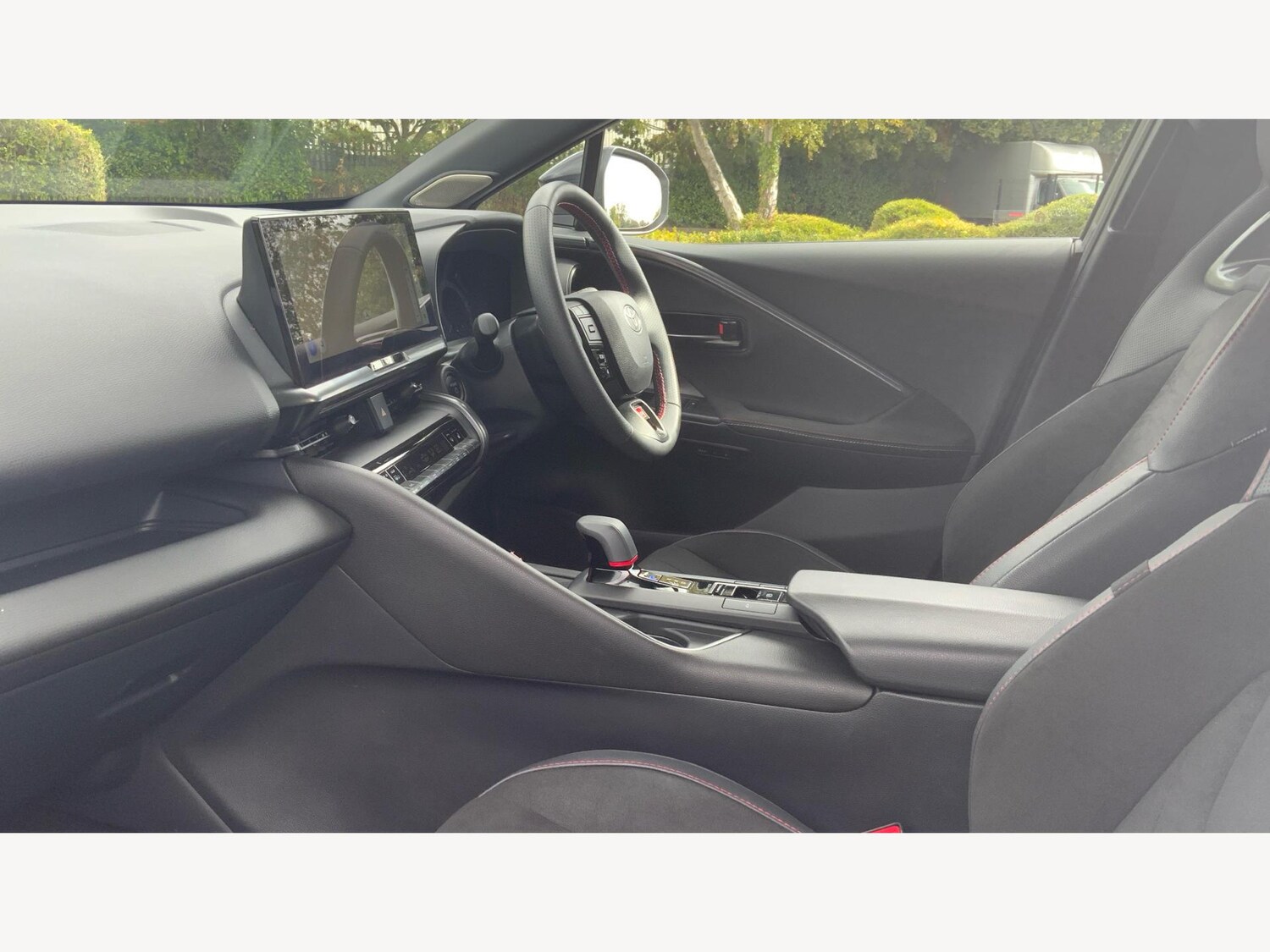 Used Toyota C-HR 2024 for sale - 76085428: Photo 12