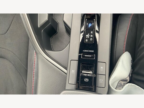 Used Toyota C-HR 2024 for sale - 76085428: Photo 33