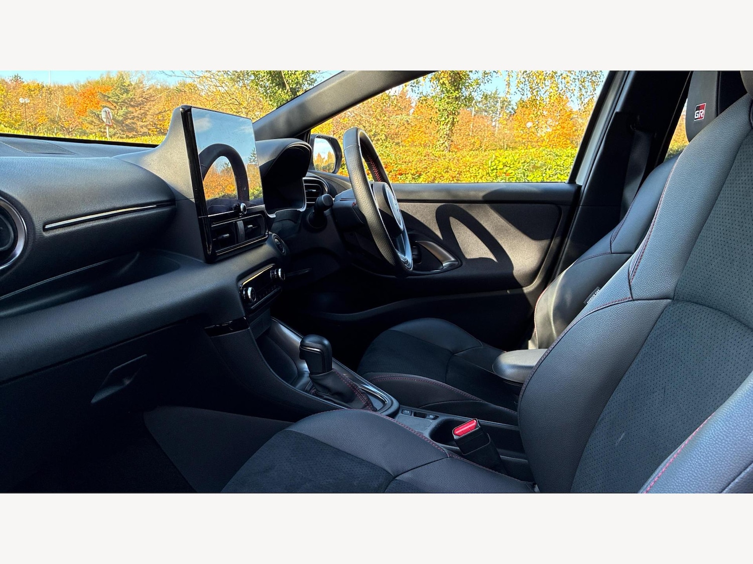 Used Toyota Yaris 2024 for sale - 76377622: Photo 12