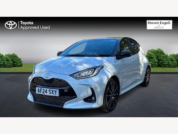 Used Toyota Yaris 2024 for sale - 76377622: Photo