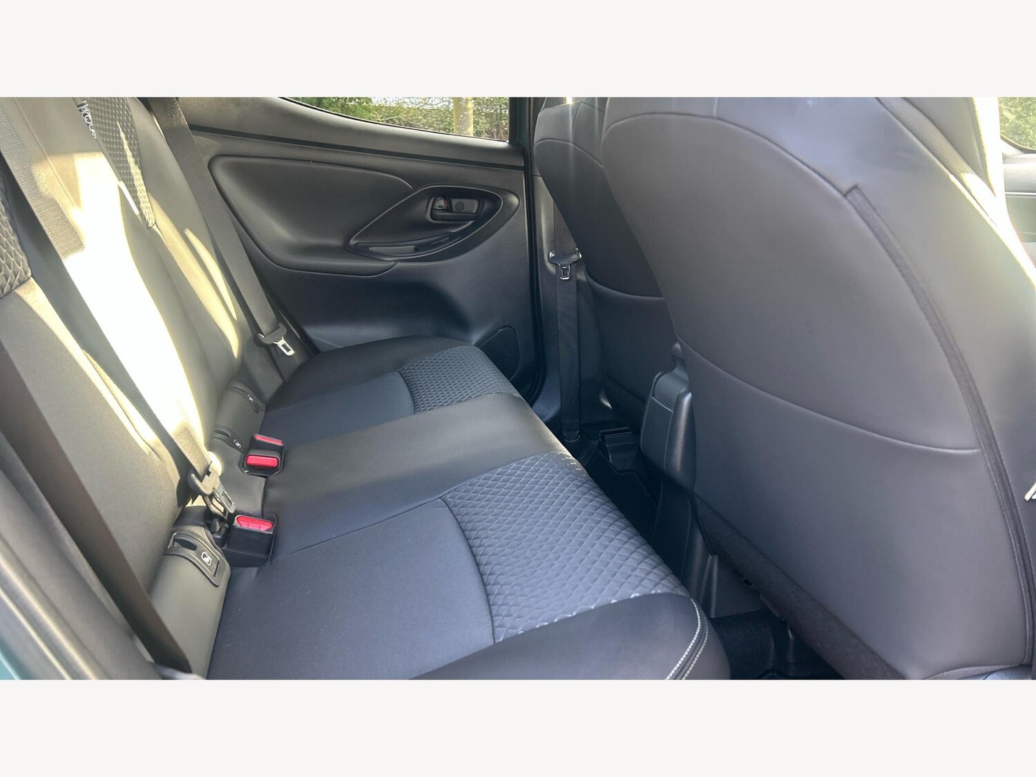 Used Toyota Yaris 2025 for sale - 77469371: Photo 14
