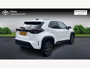 Used Toyota Yaris Cross 2025 for sale - 79860935: Photo