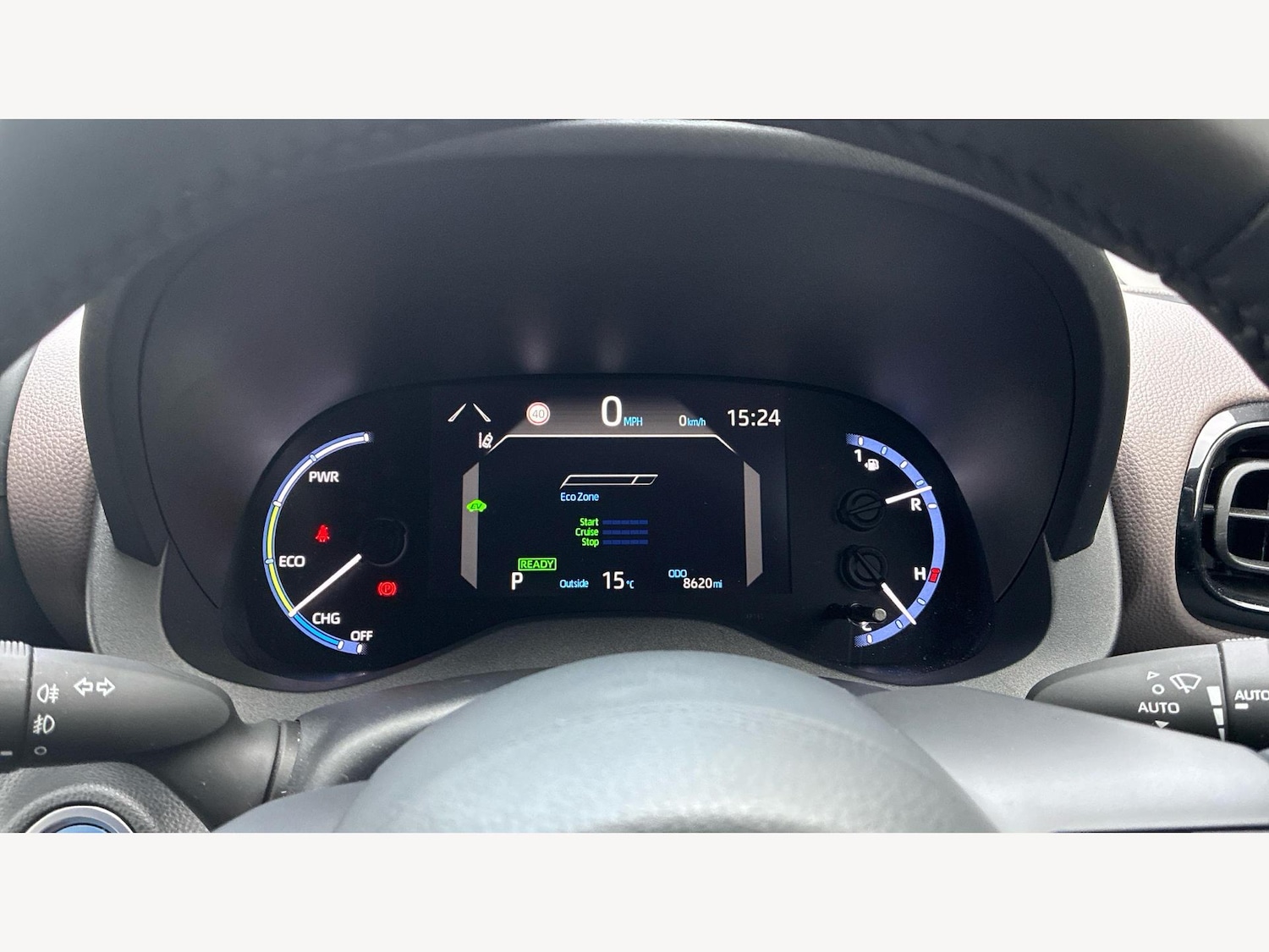 Used Toyota Yaris Cross 2024 for sale - 76527613: Photo 11