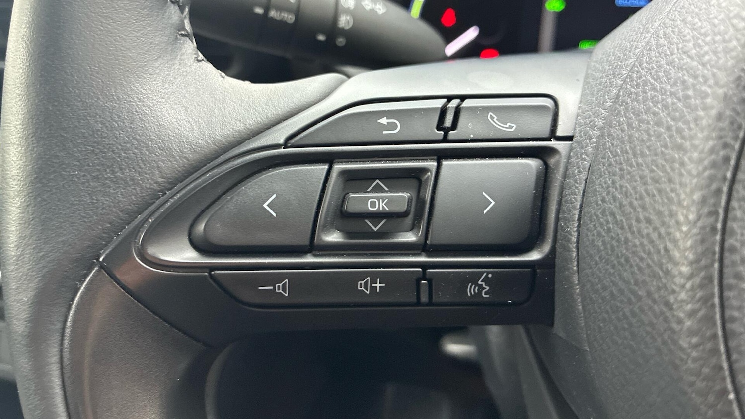 Used Toyota Yaris Cross 2024 for sale - 76527613: Photo 39