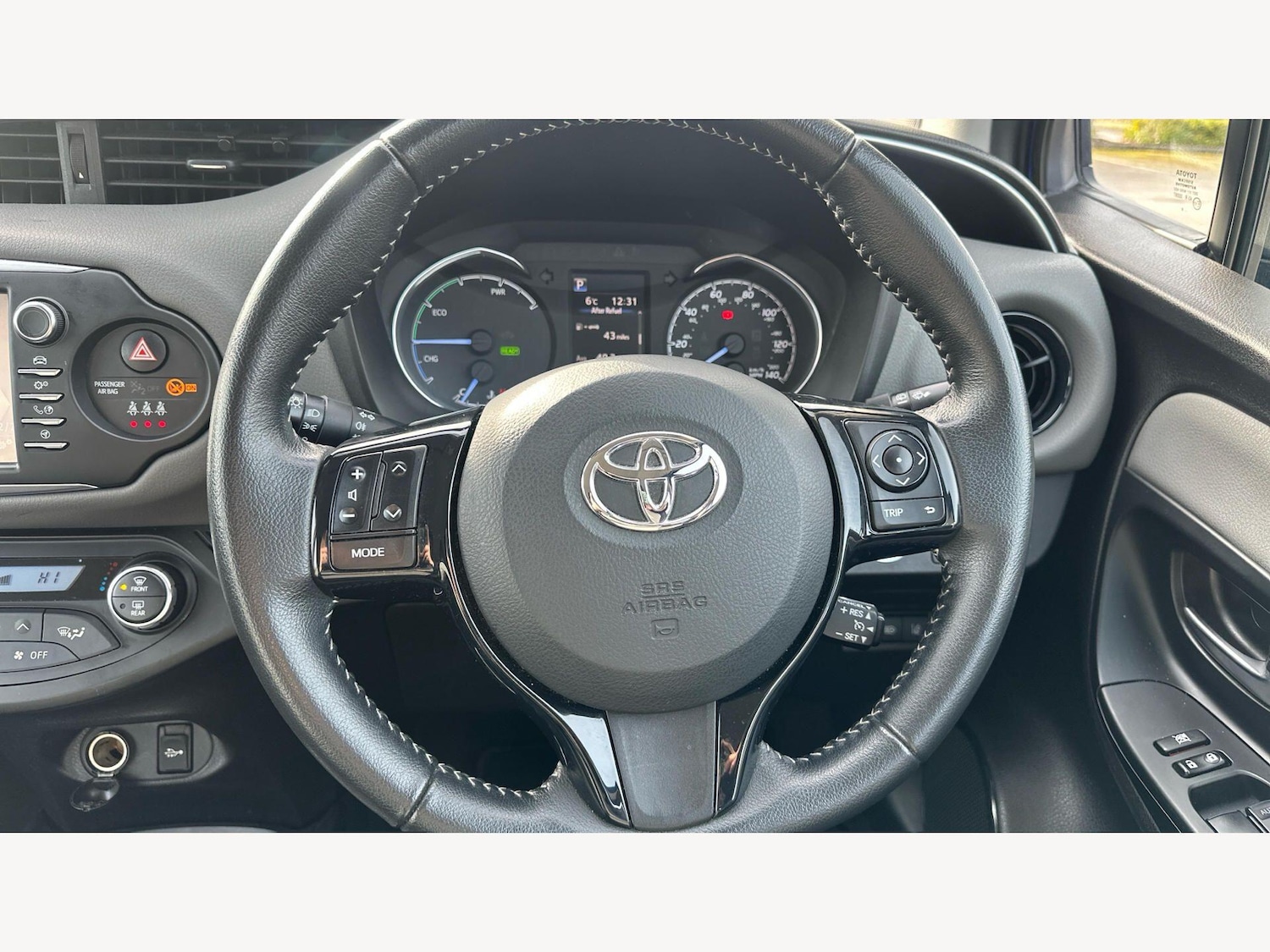 Used Toyota Yaris 2018 for sale - 77737579: Photo 10