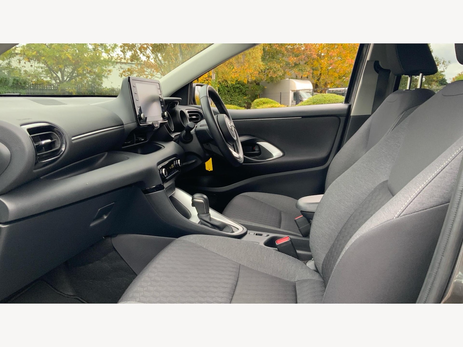Used Toyota Yaris 2022 for sale - 76349637: Photo 12