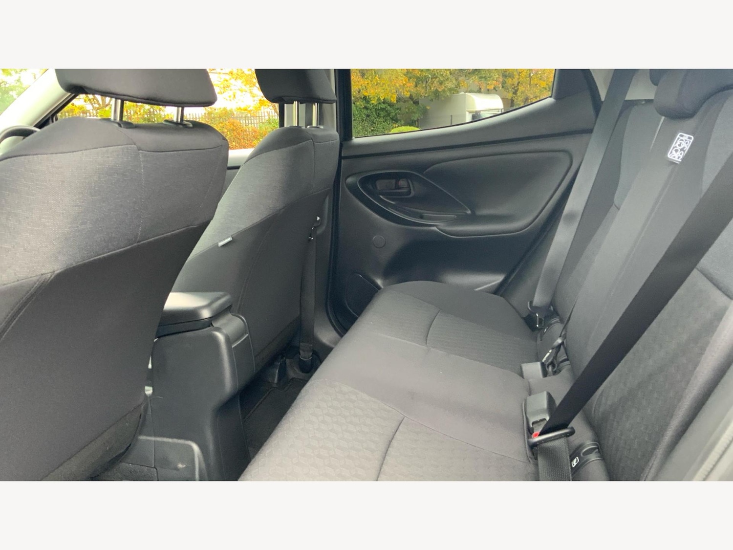 Used Toyota Yaris 2022 for sale - 76349637: Photo 15