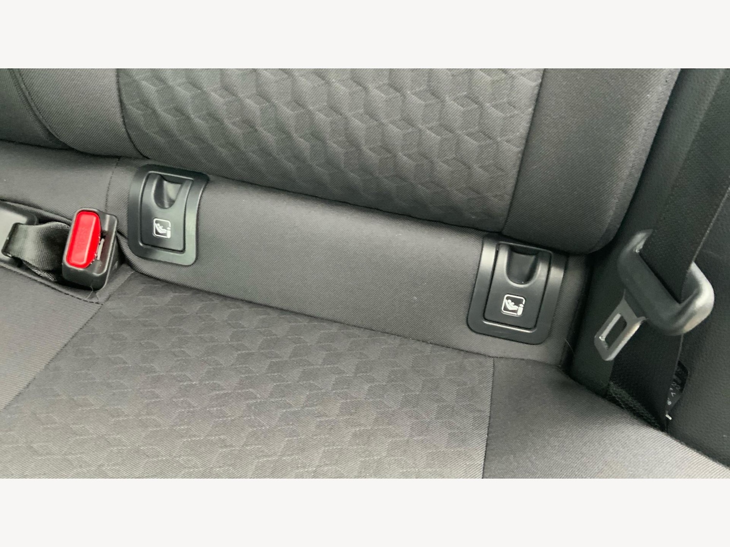 Used Toyota Yaris 2022 for sale - 76349637: Photo 34