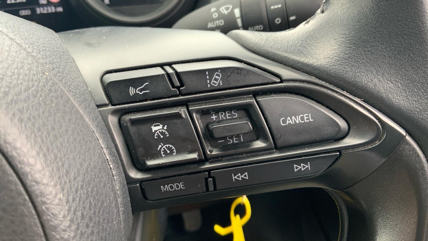 Used Toyota Yaris 2022 for sale - 76349637: Photo 39