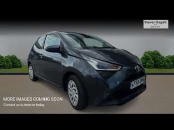 2018 (68) - 1.0 VVT-i x-play Hatchback 5dr Petrol Manual Euro 6 (71 ps)