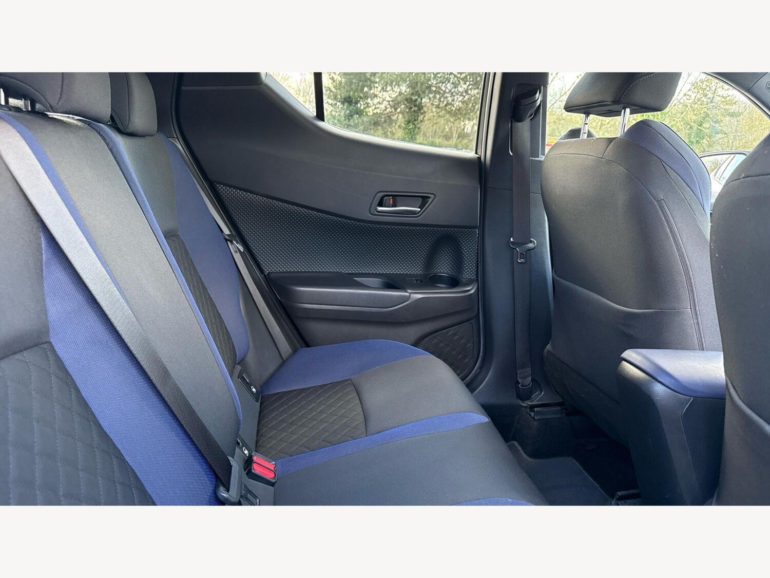 Used Toyota C-HR 2020 for sale - 77892482: Photo 14