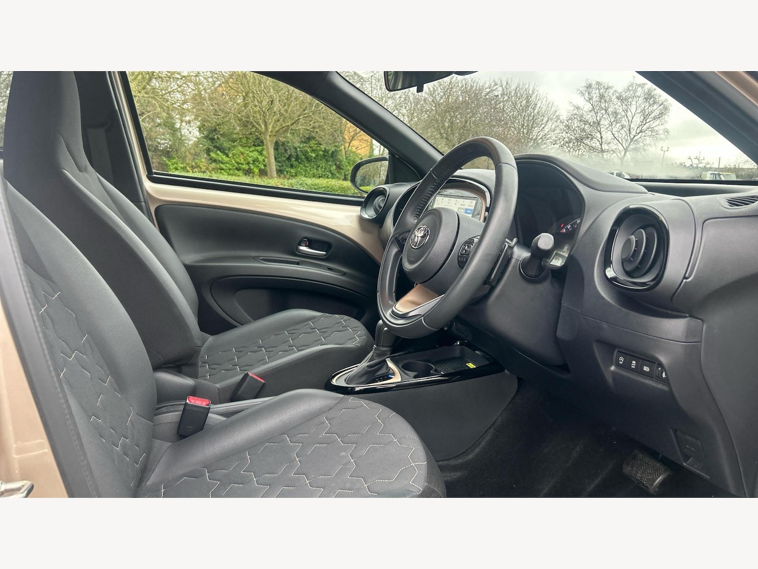 Used Toyota Aygo X 2023 for sale - 77559663: Photo 13