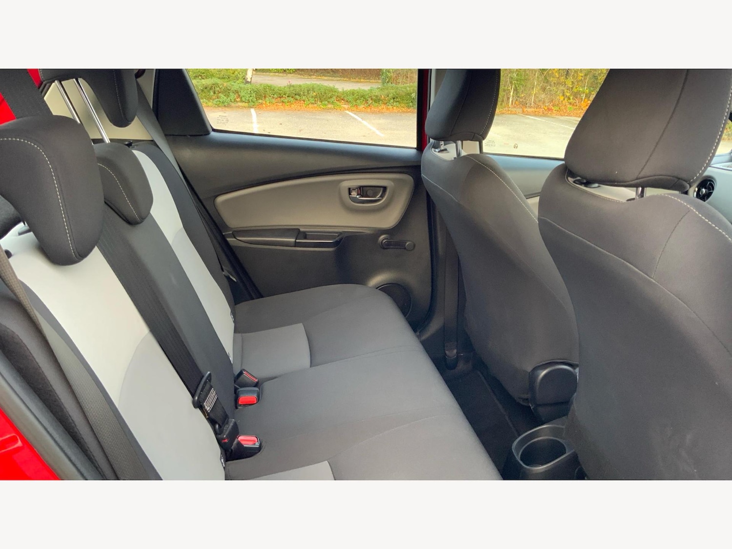 Used Toyota Yaris for sale - 77242383: Photo 14