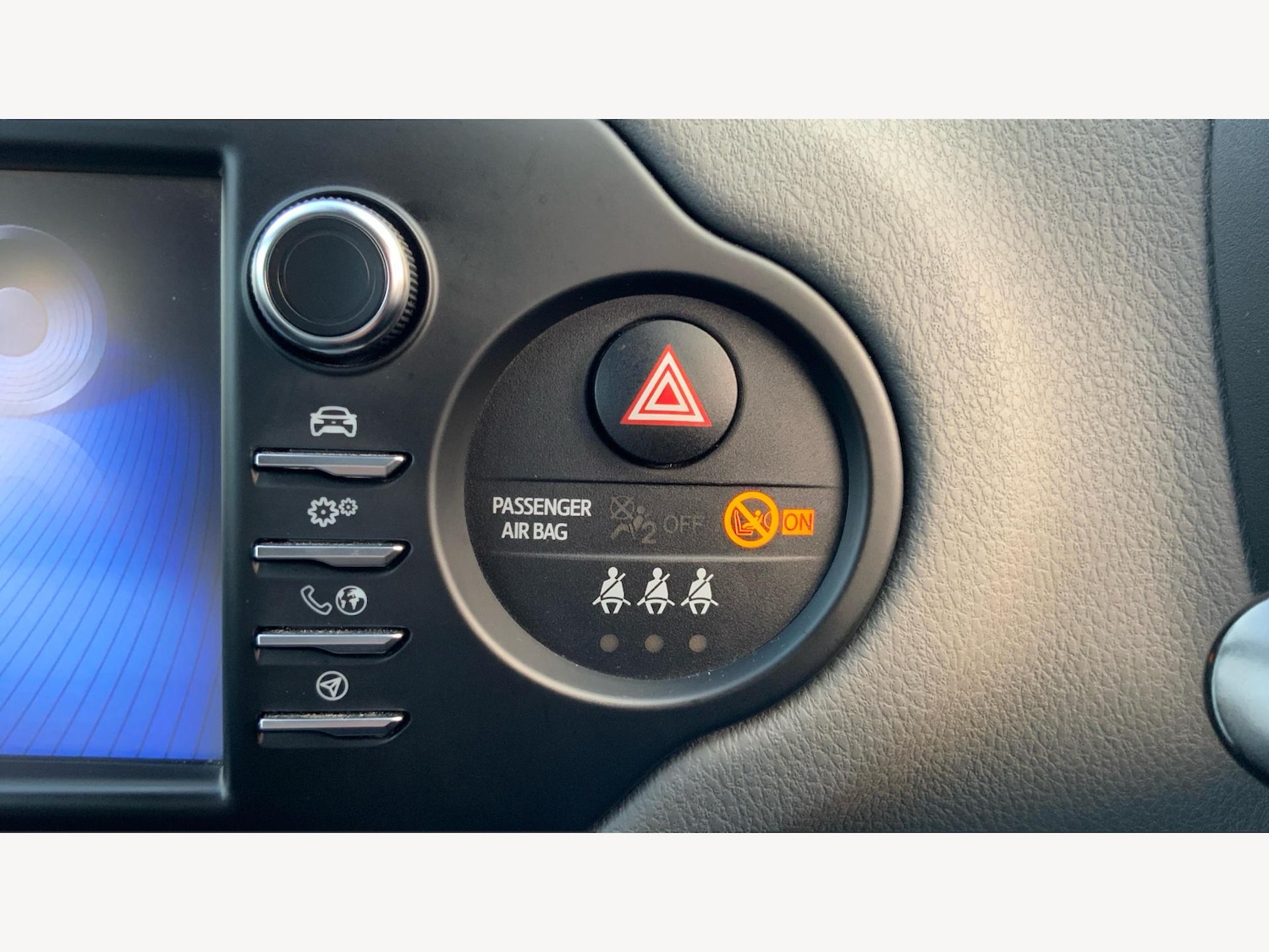 Used Toyota Yaris for sale - 77242383: Photo 31