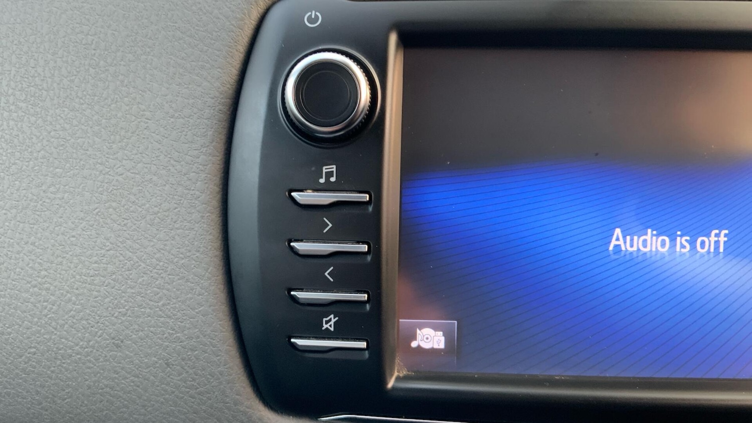 Used Toyota Yaris for sale - 77242383: Photo 32