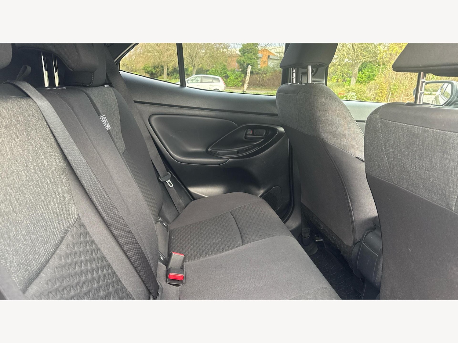 Used Toyota Yaris Cross 2024 for sale - 76657078: Photo 14