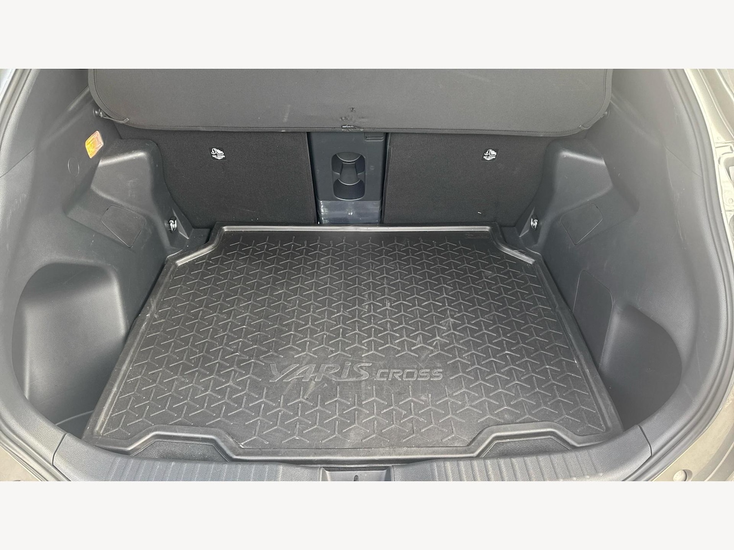 Used Toyota Yaris Cross 2024 for sale - 76657078: Photo 16