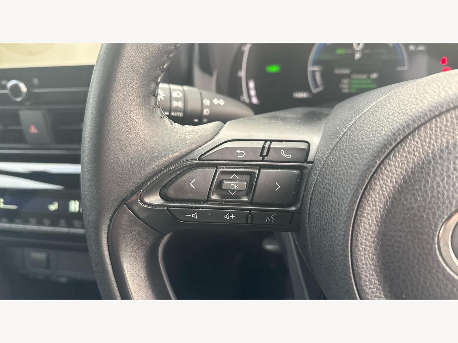 Used Toyota Yaris Cross 2024 for sale - 76657078: Photo 24