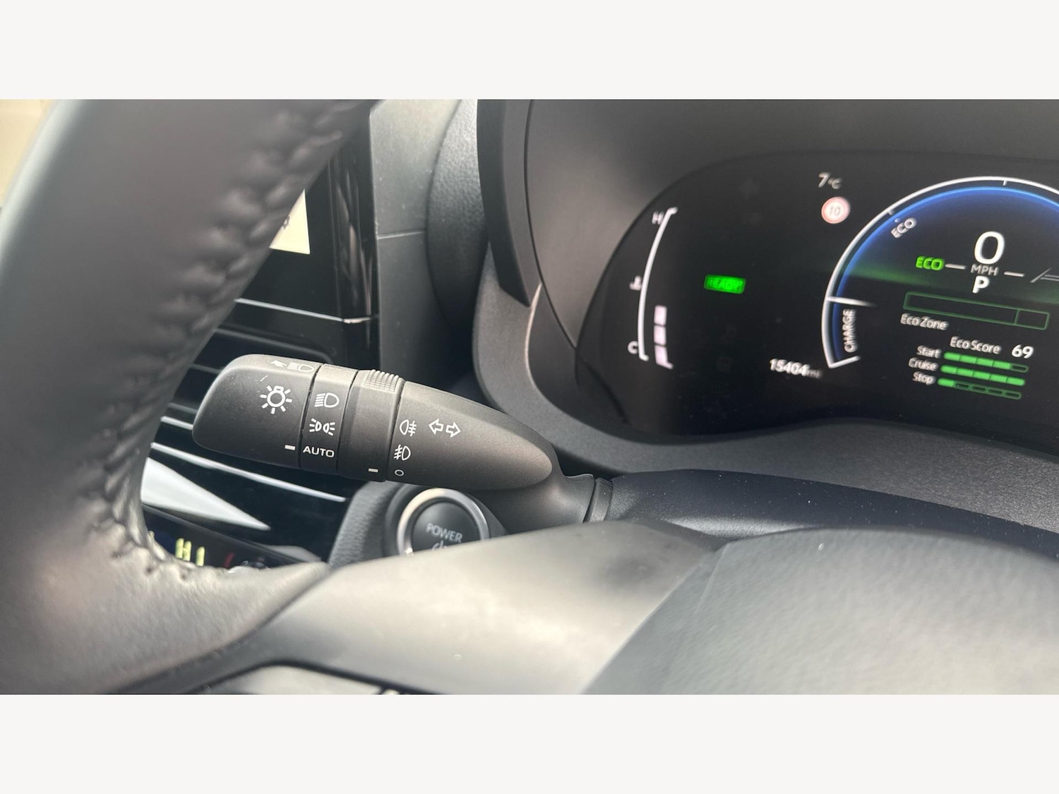 Used Toyota Yaris Cross 2024 for sale - 76657078: Photo 27