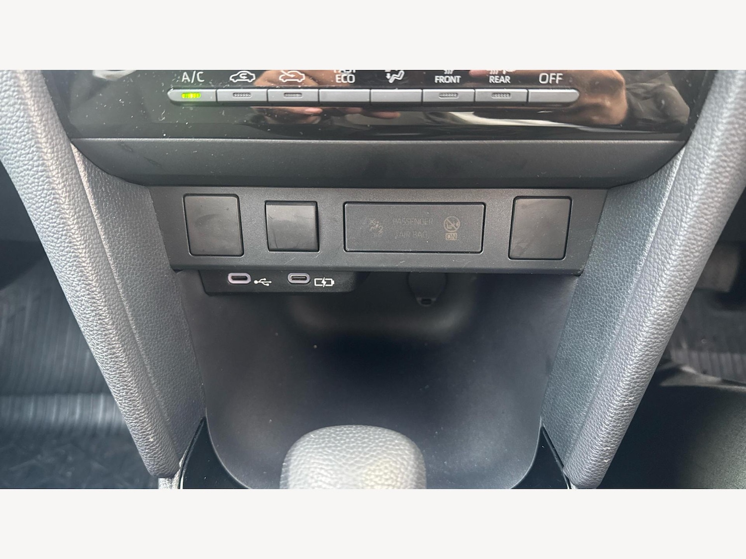 Used Toyota Yaris Cross 2024 for sale - 76657078: Photo 30