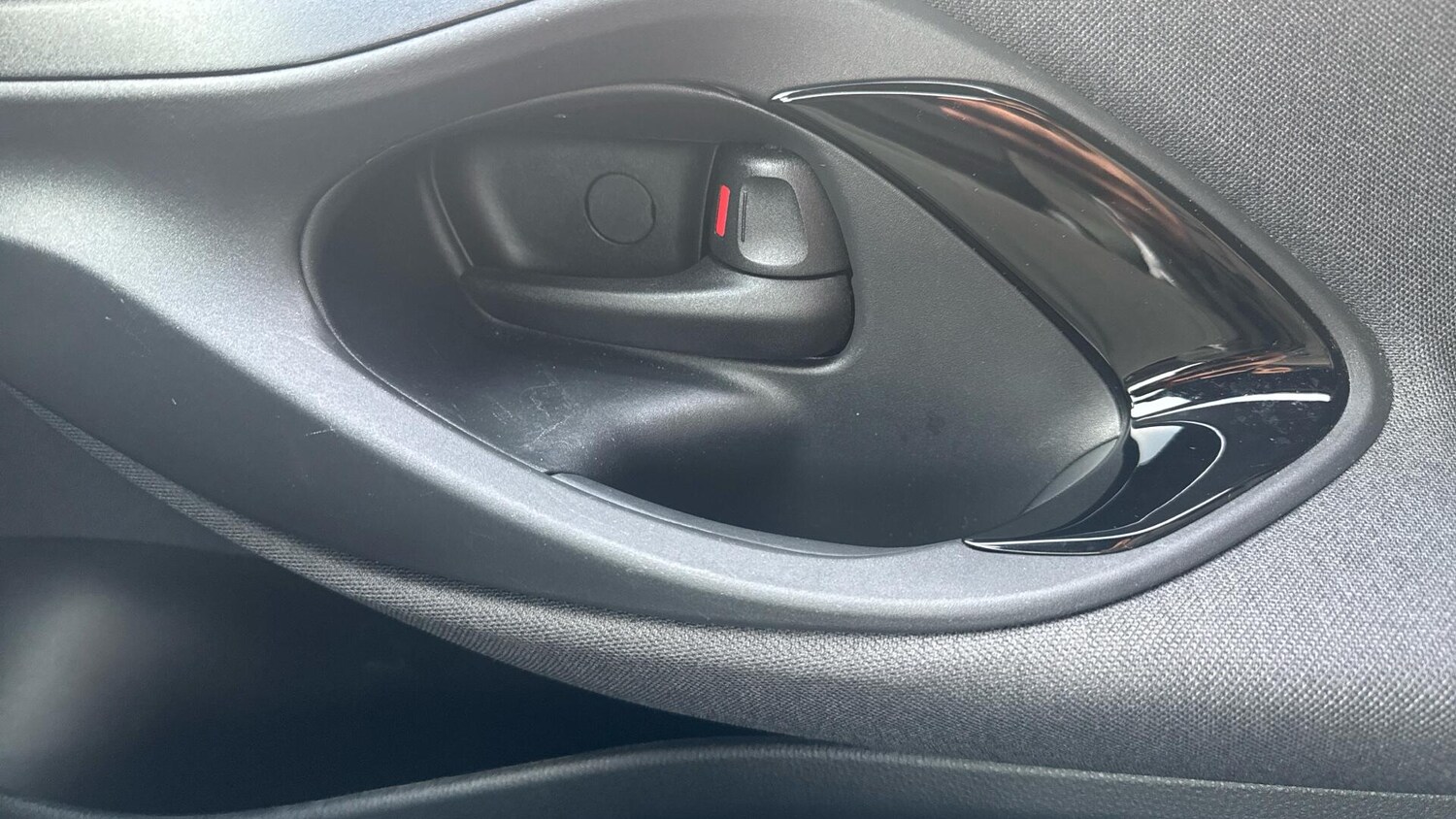 Used Toyota Yaris Cross 2024 for sale - 76657078: Photo 33