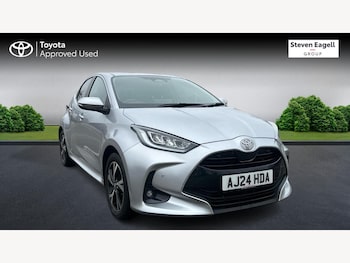 Used Toyota Yaris 2024 for sale - 77511056: Photo