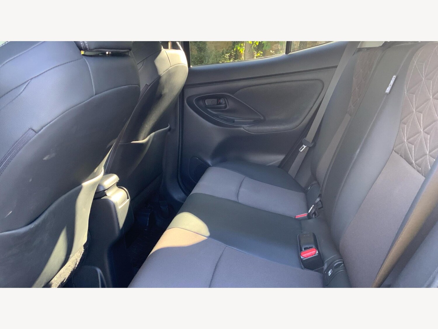 Used Toyota Yaris Cross 2022 for sale - 76251203: Photo 15