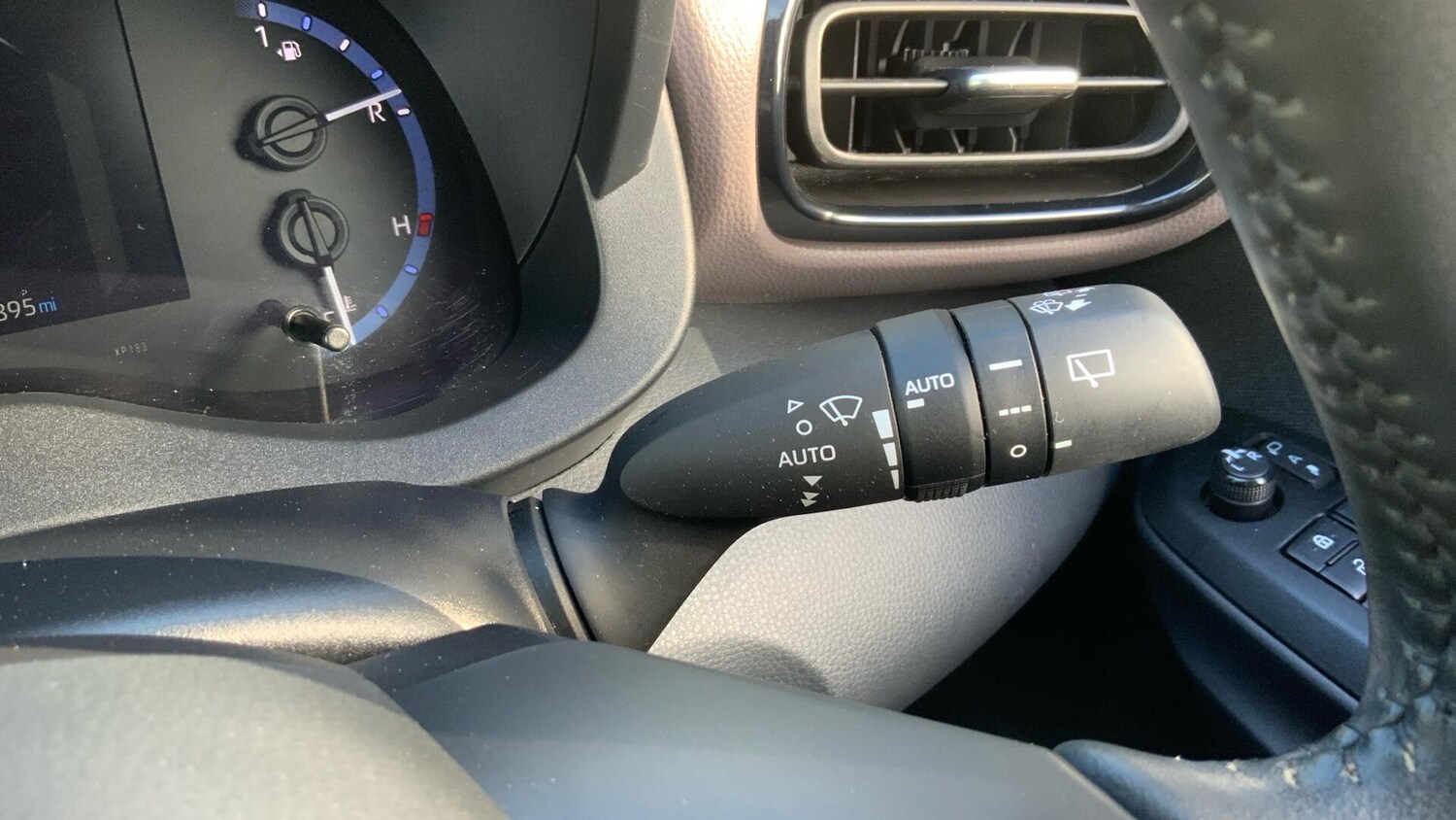 Used Toyota Yaris Cross 2022 for sale - 76251203: Photo 41
