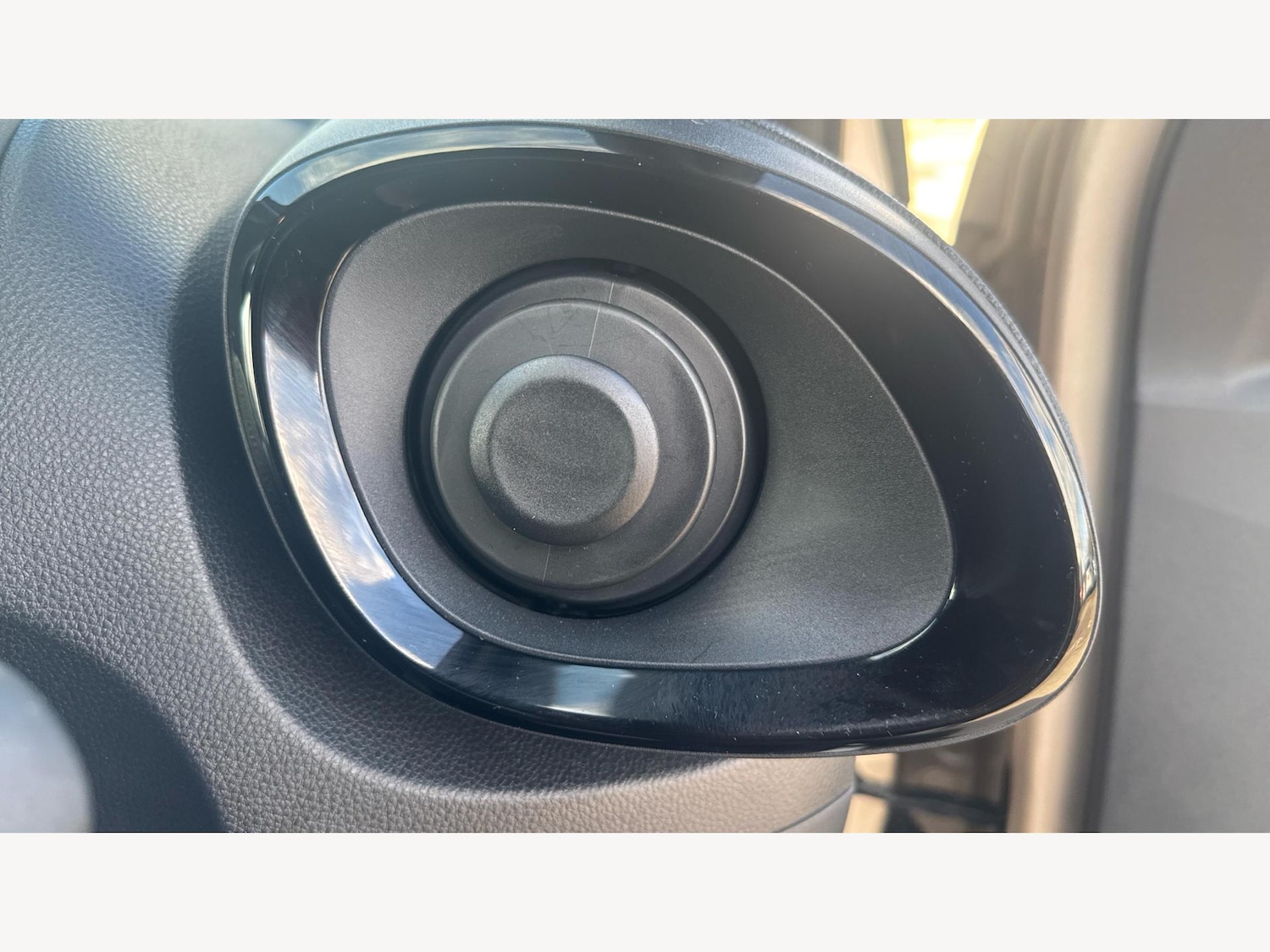 Used Toyota Aygo X 2024 for sale - 77396564: Photo 24