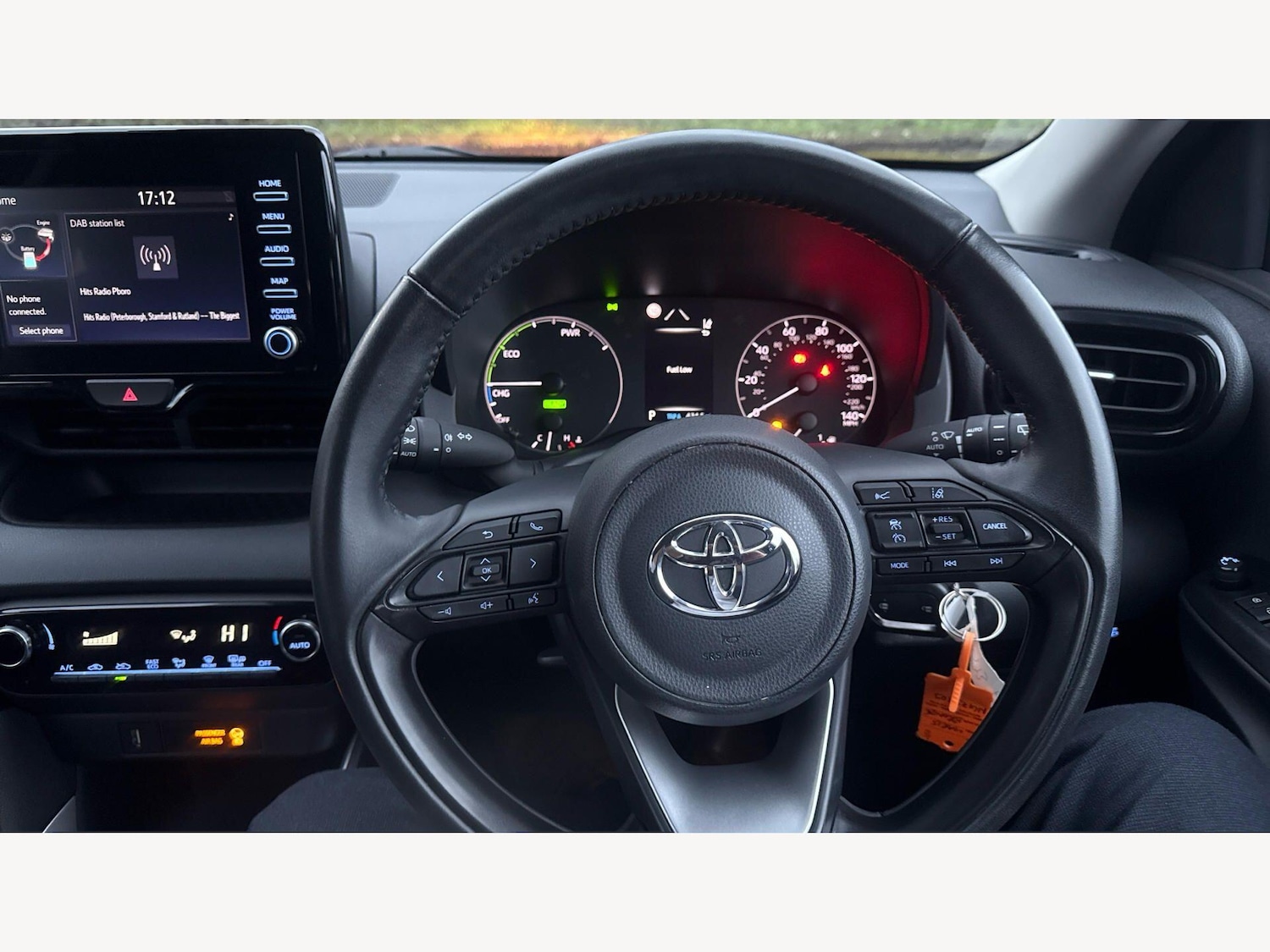 Used Toyota Yaris 2024 for sale - 77645803: Photo 10
